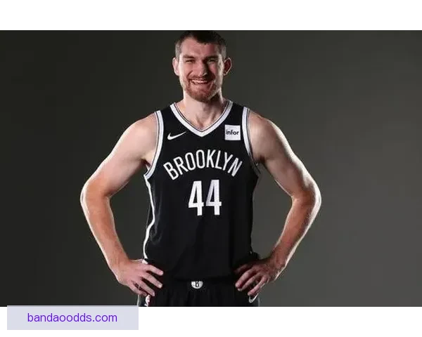 贾马尔凯恩喜获首份标准合同加入魔术队享季后赛资格