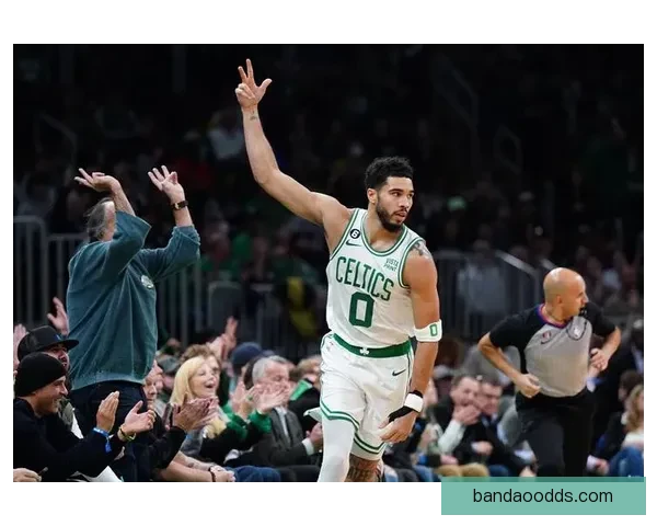 塔图姆狂砍25分18篮板11助攻创复出后首次三双 本赛季战绩10胜2负强势回归